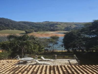 Casa para Venda, em Bragana Paulista, bairro Centro, 2 dormitrios, 2 banheiros, 4 vagas